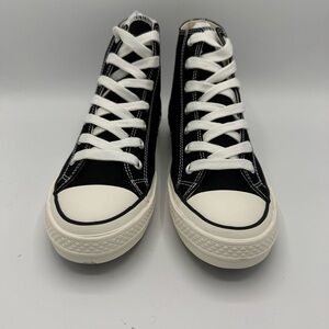New Without Box Dotdot Smile Hightop Tennis Shoe Size 9